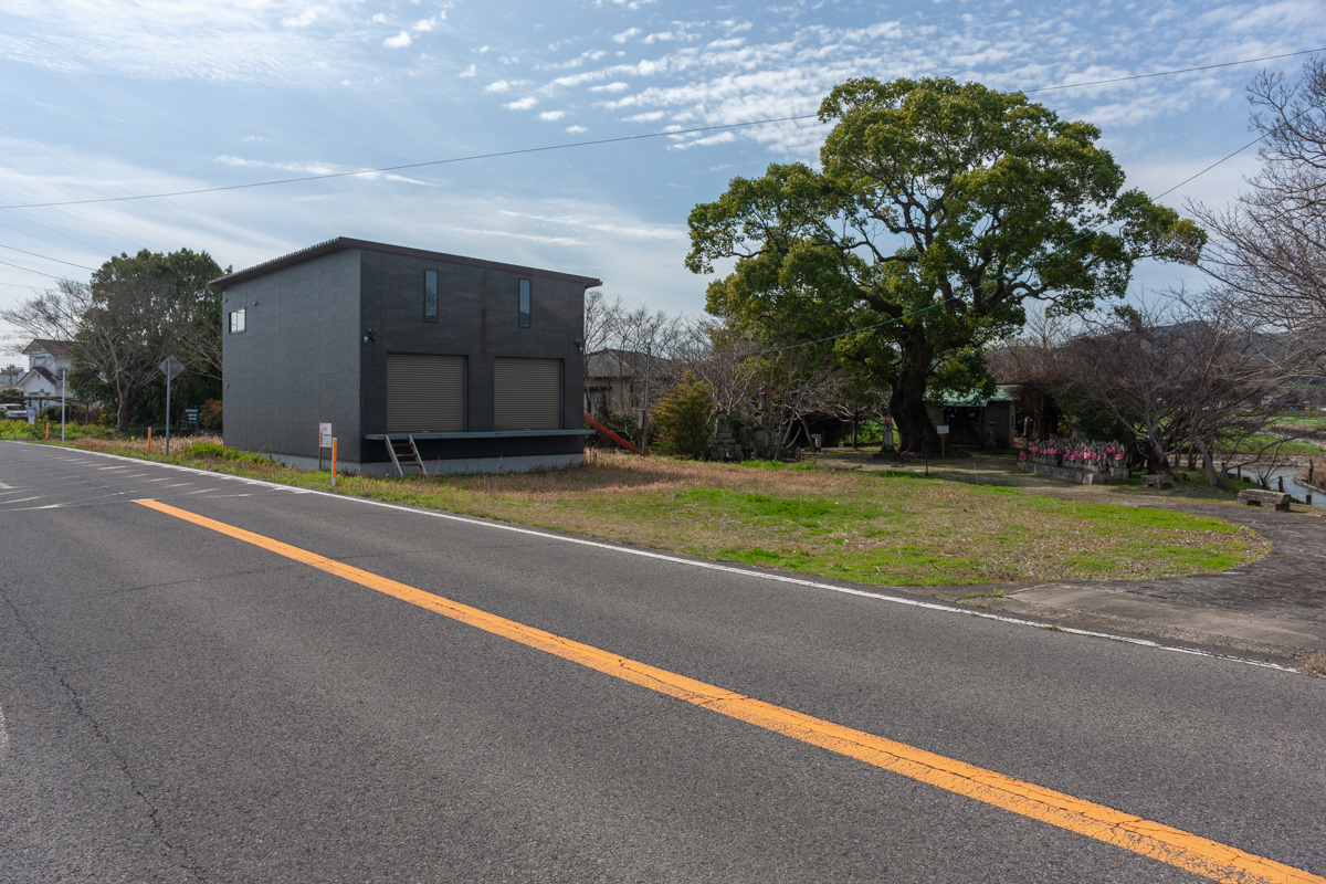 小城市牛津町乙柳土地（倉庫付き）